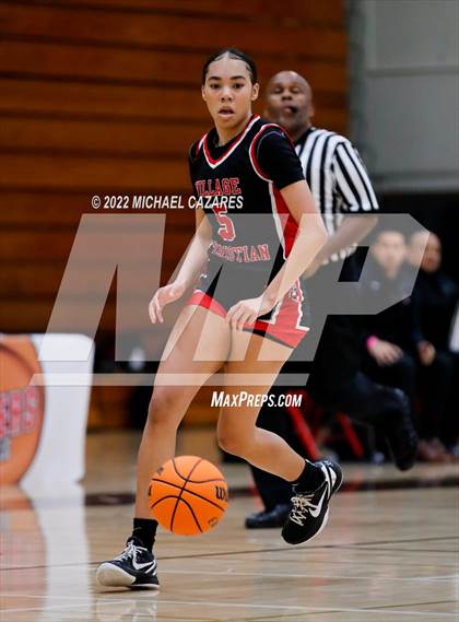 Thumbnail 1 in Village Christian vs. Oak Ridge (So Cal Prep Classic San Diego) photogallery.
