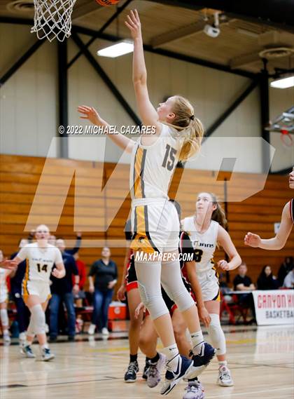 Thumbnail 1 in Village Christian vs. Oak Ridge (So Cal Prep Classic San Diego) photogallery.