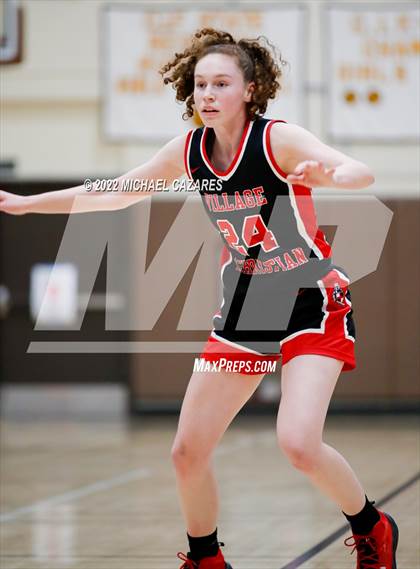 Thumbnail 3 in Village Christian vs. Oak Ridge (So Cal Prep Classic San Diego) photogallery.
