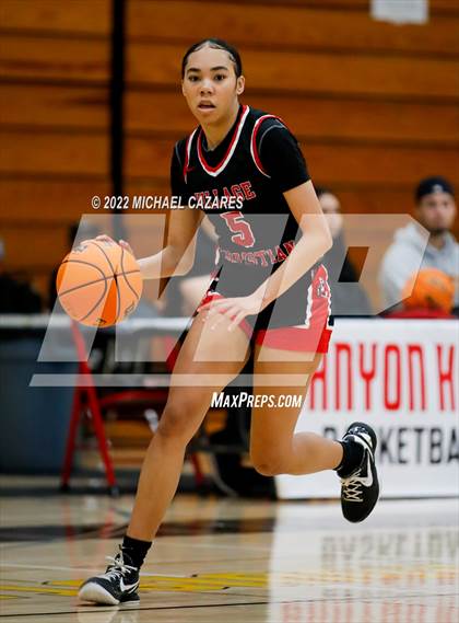 Thumbnail 3 in Village Christian vs. Oak Ridge (So Cal Prep Classic San Diego) photogallery.