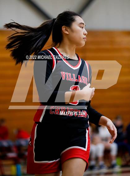Thumbnail 2 in Village Christian vs. Oak Ridge (So Cal Prep Classic San Diego) photogallery.