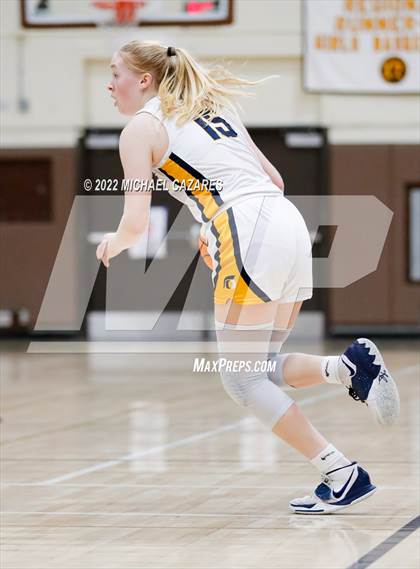 Thumbnail 3 in Village Christian vs. Oak Ridge (So Cal Prep Classic San Diego) photogallery.