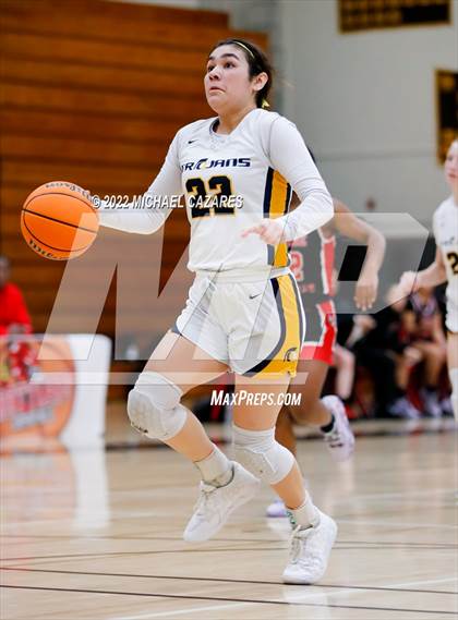 Thumbnail 1 in Village Christian vs. Oak Ridge (So Cal Prep Classic San Diego) photogallery.