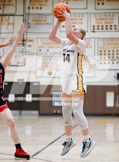 Thumbnail 1 in Village Christian vs. Oak Ridge (So Cal Prep Classic San Diego) photogallery.