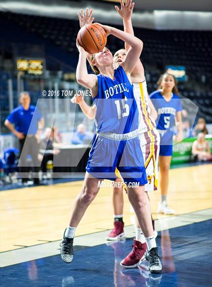 Thumbnail 2 in White River vs. Bothell photogallery.
