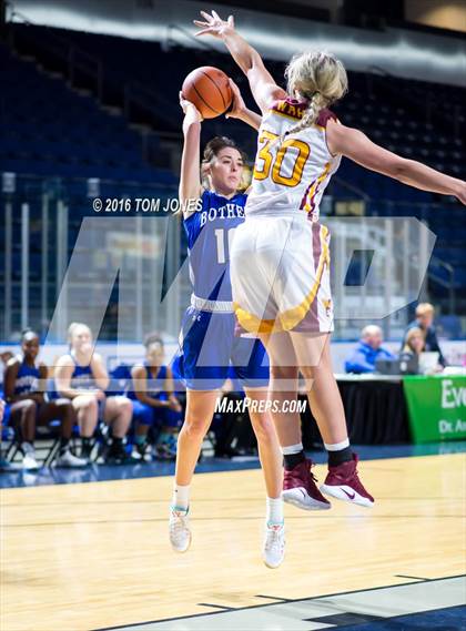 Thumbnail 1 in White River vs. Bothell photogallery.
