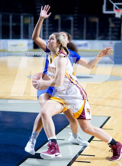 Thumbnail 1 in White River vs. Bothell photogallery.