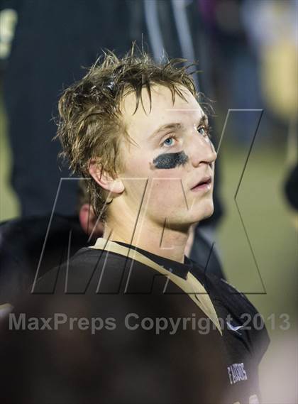 Thumbnail 2 in Joel Barlow vs. Gilbert-Northwestern (CIAC Class M Quarterfinal) photogallery.
