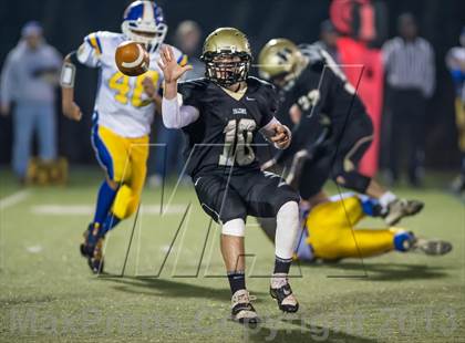 Thumbnail 2 in Joel Barlow vs. Gilbert-Northwestern (CIAC Class M Quarterfinal) photogallery.