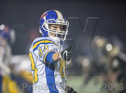 Thumbnail 1 in Joel Barlow vs. Gilbert-Northwestern (CIAC Class M Quarterfinal) photogallery.