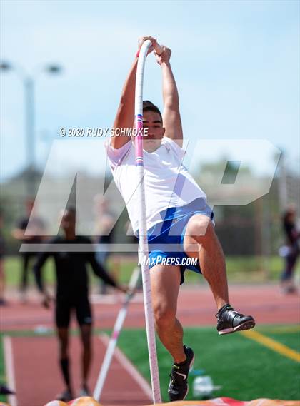 Thumbnail 2 in Track and Field @ Mt Carmel photogallery.