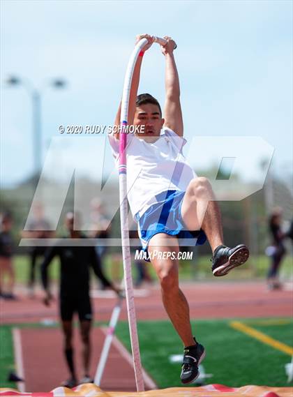 Thumbnail 2 in Track and Field @ Mt Carmel photogallery.