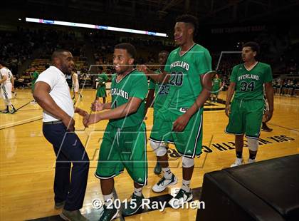 Thumbnail 3 in ThunderRidge vs. Overland (CHSAA 5A Final) photogallery.