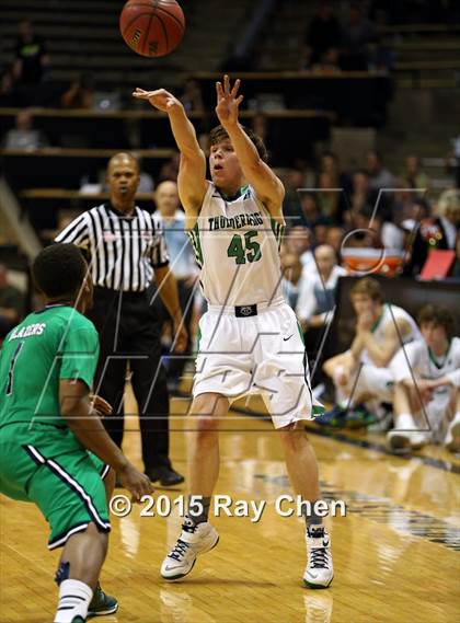 Thumbnail 3 in ThunderRidge vs. Overland (CHSAA 5A Final) photogallery.