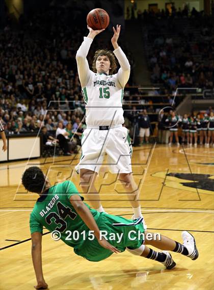 Thumbnail 2 in ThunderRidge vs. Overland (CHSAA 5A Final) photogallery.