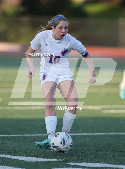 Thumbnail 3 in Las Lomas vs. Tamalpais (CIF NCS D2 Final) photogallery.