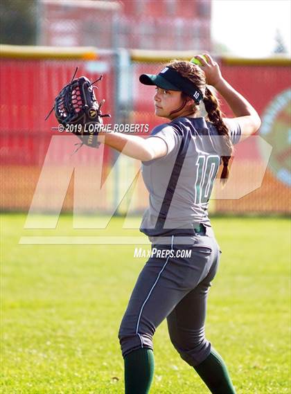 Thumbnail 3 in Dinuba @ Centennial photogallery.