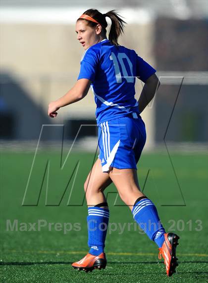 Thumbnail 1 in Eldred vs. Poland (NYSPHSAA Class D Semifinal) photogallery.