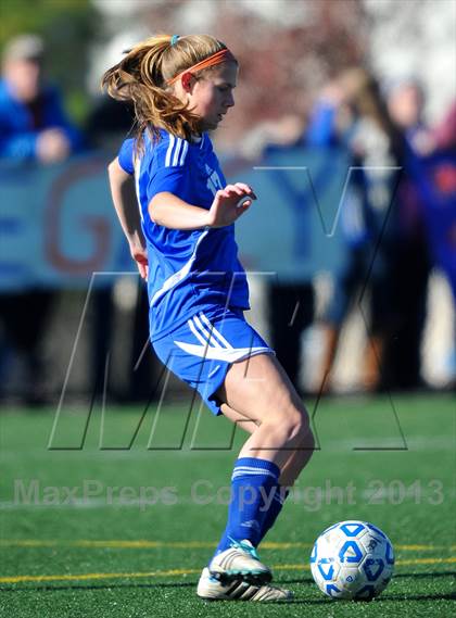 Thumbnail 2 in Eldred vs. Poland (NYSPHSAA Class D Semifinal) photogallery.