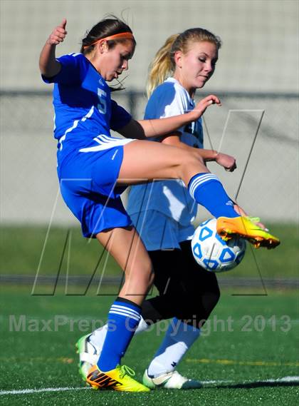 Thumbnail 3 in Eldred vs. Poland (NYSPHSAA Class D Semifinal) photogallery.