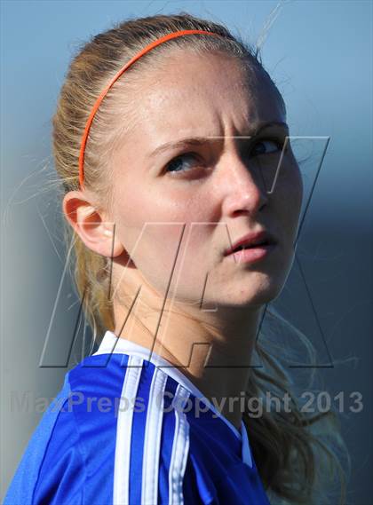 Thumbnail 1 in Eldred vs. Poland (NYSPHSAA Class D Semifinal) photogallery.