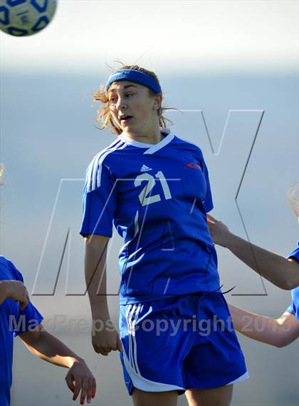 Thumbnail 1 in Eldred vs. Poland (NYSPHSAA Class D Semifinal) photogallery.