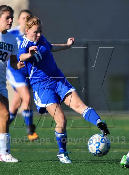 Thumbnail 3 in Eldred vs. Poland (NYSPHSAA Class D Semifinal) photogallery.