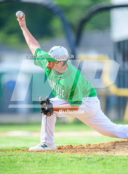 Thumbnail 1 in Massapequa @ Farmingdale photogallery.