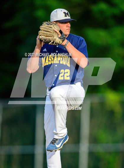 Thumbnail 2 in Massapequa @ Farmingdale photogallery.