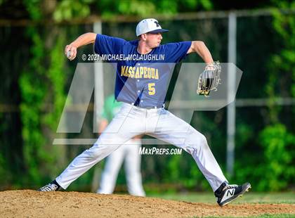 Thumbnail 3 in Massapequa @ Farmingdale photogallery.