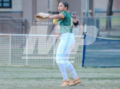 Thumbnail 3 in Leilehua @ Kapolei photogallery.