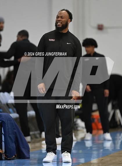 Thumbnail 2 in San Ramon Valley vs. Salesian College Preparatory (CIF NCS Open Semifinal) photogallery.