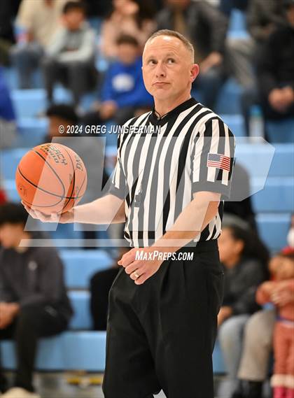 Thumbnail 1 in San Ramon Valley vs. Salesian College Preparatory (CIF NCS Open Semifinal) photogallery.