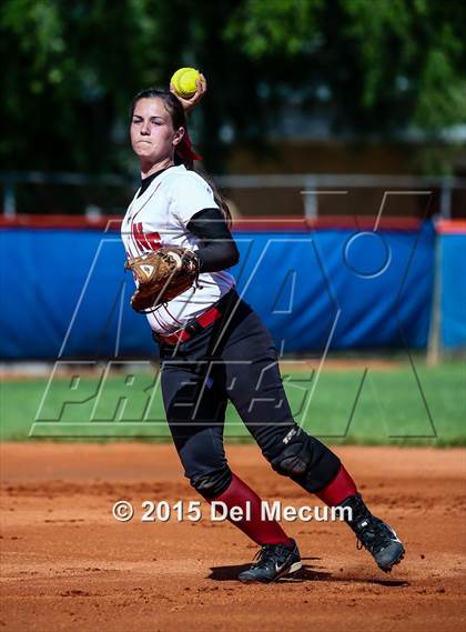Thumbnail 2 in Northeast vs. Bartow photogallery.