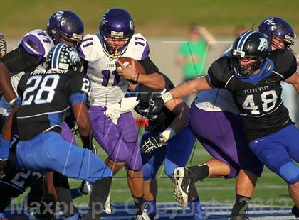 Thumbnail 2 in Plano West vs. Lufkin (UIL 5A Division 2 Regional Playoff) photogallery.