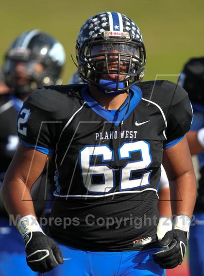 Thumbnail 3 in Plano West vs. Lufkin (UIL 5A Division 2 Regional Playoff) photogallery.