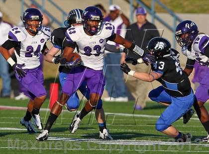 Thumbnail 3 in Plano West vs. Lufkin (UIL 5A Division 2 Regional Playoff) photogallery.