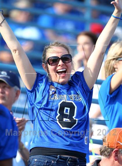 Thumbnail 1 in Plano West vs. Lufkin (UIL 5A Division 2 Regional Playoff) photogallery.