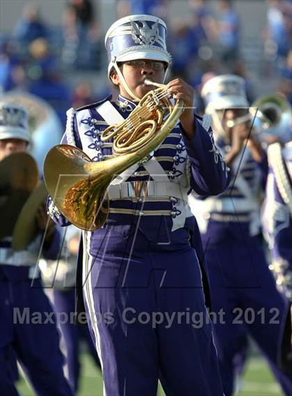 Thumbnail 1 in Plano West vs. Lufkin (UIL 5A Division 2 Regional Playoff) photogallery.