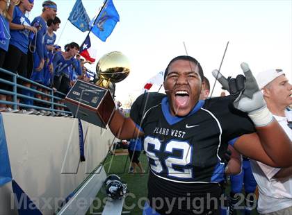Thumbnail 1 in Plano West vs. Lufkin (UIL 5A Division 2 Regional Playoff) photogallery.