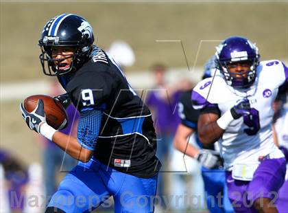 Thumbnail 1 in Plano West vs. Lufkin (UIL 5A Division 2 Regional Playoff) photogallery.
