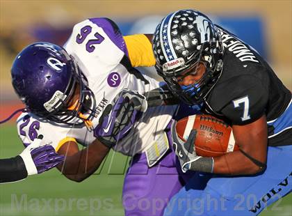 Thumbnail 3 in Plano West vs. Lufkin (UIL 5A Division 2 Regional Playoff) photogallery.