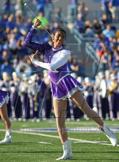 Thumbnail 1 in Plano West vs. Lufkin (UIL 5A Division 2 Regional Playoff) photogallery.