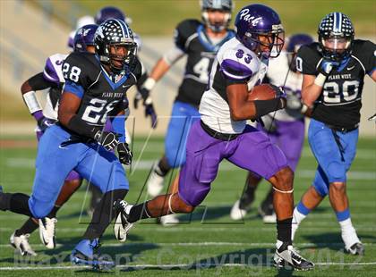 Thumbnail 1 in Plano West vs. Lufkin (UIL 5A Division 2 Regional Playoff) photogallery.