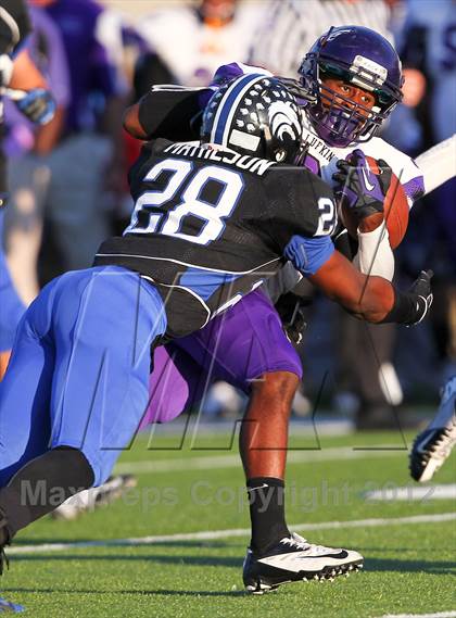 Thumbnail 2 in Plano West vs. Lufkin (UIL 5A Division 2 Regional Playoff) photogallery.