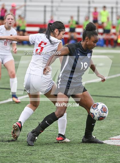 Thumbnail 3 in Conway vs. Northside (AAA 6A First Round Playoff) photogallery.