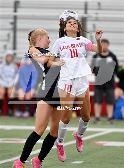 Thumbnail 2 in Conway vs. Northside (AAA 6A First Round Playoff) photogallery.