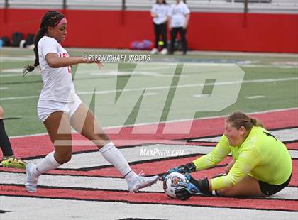 Thumbnail 1 in Conway vs. Northside (AAA 6A First Round Playoff) photogallery.