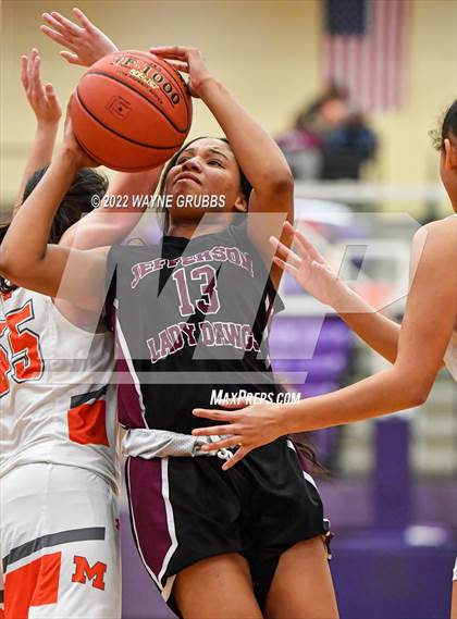 Thumbnail 2 in Mineola vs. Jefferson (UIL 3A Region 2 Area Playoff) photogallery.
