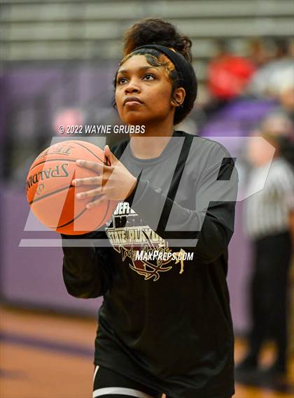 Thumbnail 3 in Mineola vs. Jefferson (UIL 3A Region 2 Area Playoff) photogallery.